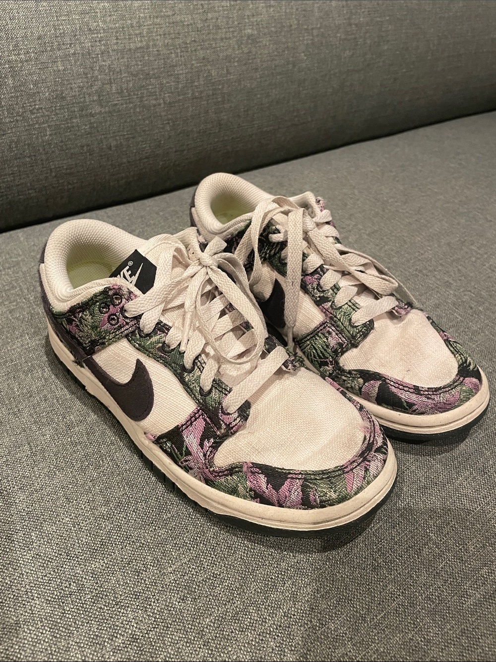 Nike Dunks Sneakers in canvas/linen White with Purple & Green Floral Trim size 6